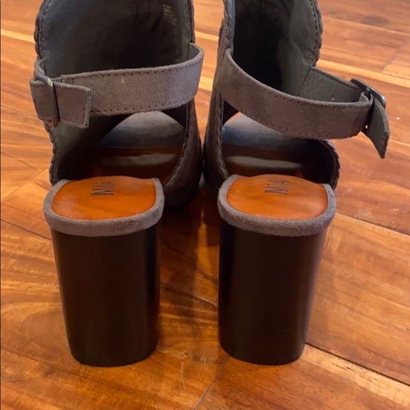 MIA booties - Picture 4 of 10